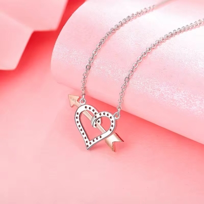 YASVITTI OEM ODM Hochwertige 925 Sterling Silber Cupid Halskette Rose Gold Plattiert Herz Pfeile Halskette Für Liebhaber Geschenk