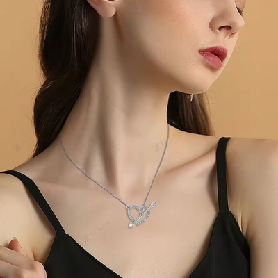 YASVITTI 925 Sterling Silber Frauenhalskette &quot;Ein Pfeil durch das Herz&quot; Zirkonstein Valentinstag Party Geschenk