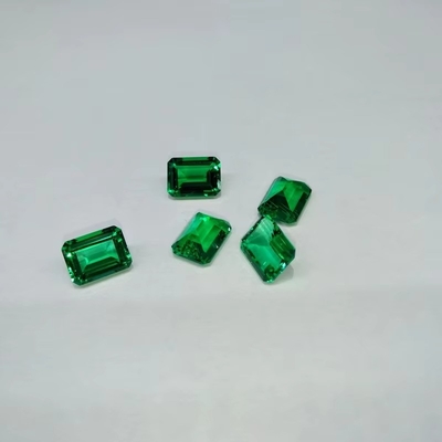7*9mm Oktagon Smaragd Schnitt Grün Synthetischer Smaragdstein Forever Einfarbiger Moissanit