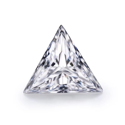 D Farbloser synthetischer Moissanit-Dreiecksschnitt VVS1 Loser Moissanit-Diamant 5 Karat-Ring