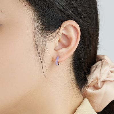 Verlegte Bolzen CZ 0,85 Gramm-0.15mm Sterling Silver Heart Earrings Heart