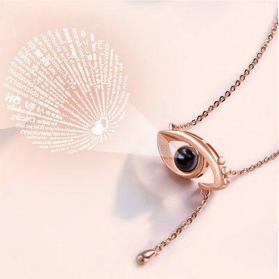 3,9 Gramm 0.48X0.84in Angel Eyes Necklace Custom Light Projektions-Halskette ODM